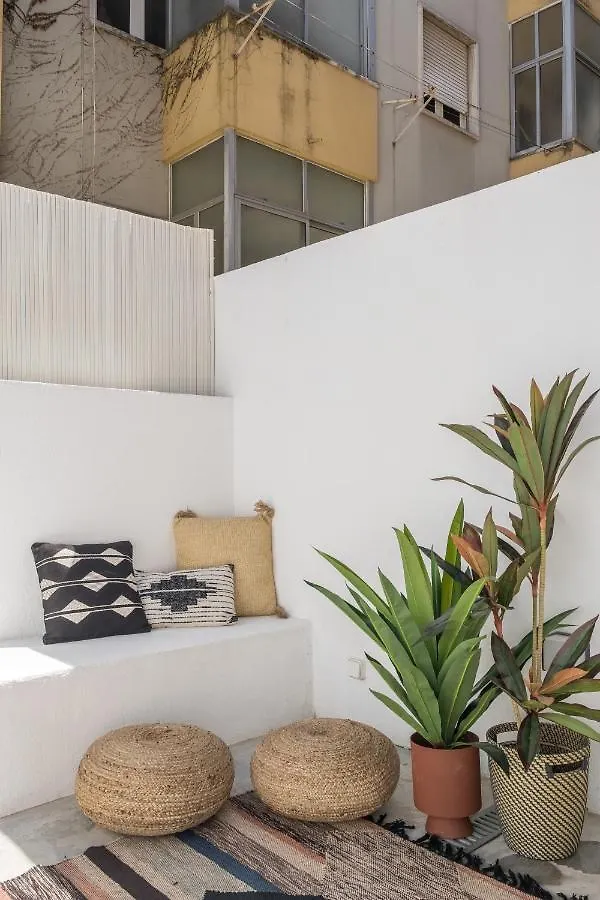 Casa Boma Lisboa - Elegant Apartment With Private Terrace - Ajuda II  Lisbon