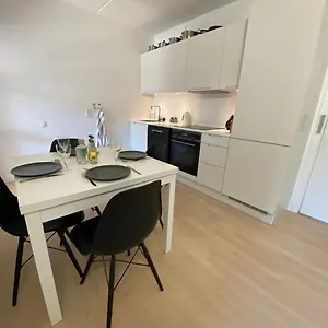 https://apartment-in-the-center-of-copenhagen-with-balcony-and.copenhagenhotelselect.com